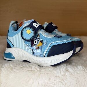 NWT•Bluey & Bingo Toddler Light-Up Athletic Shoes | Size 5